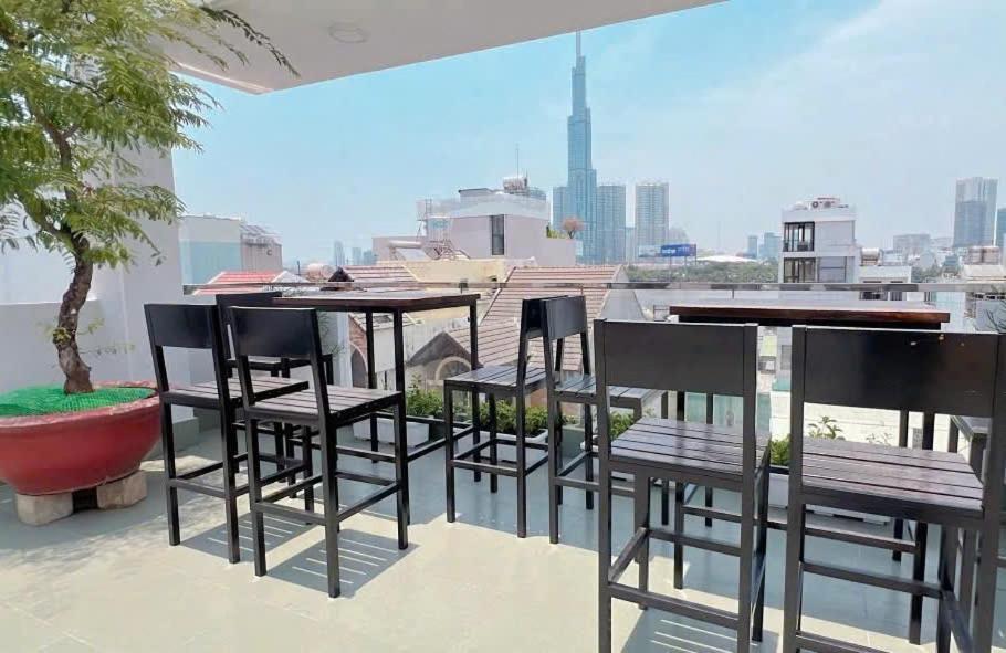 Modern With Balcony - Center Of Thao Dien * TP. Hồ Chí Minh